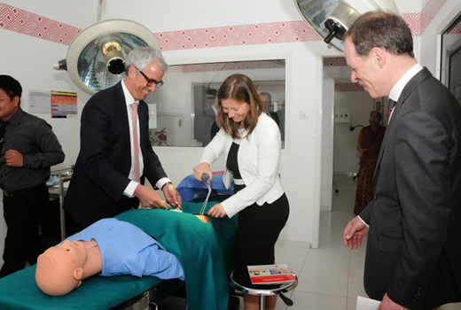 DUTCH HEALTHCARE OFFICIALS VISIT GULF MEDICAL UNIVERSITY 1
